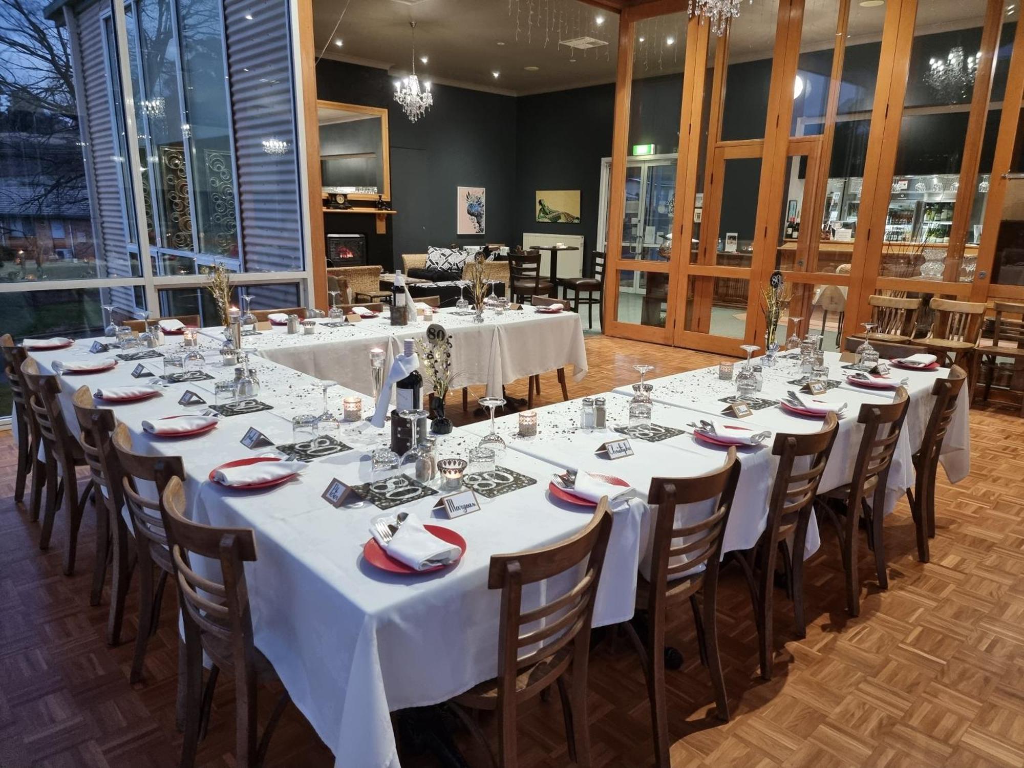 Tumbarumba Motel & Elms Restaurant Extérieur photo
